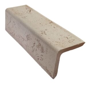 Piastrella Beige Elemento a L cm 5×20 gres porcellanato